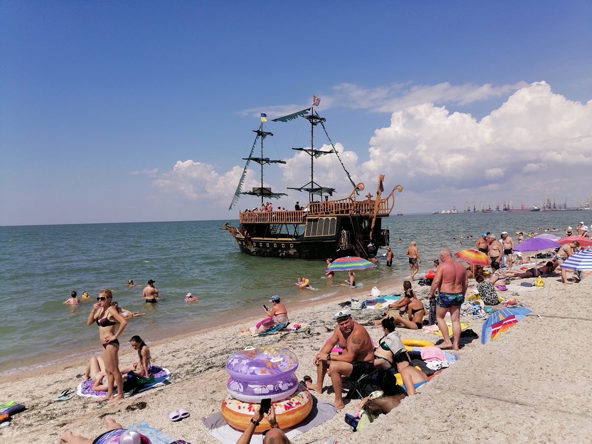 Заповедные зоны и дельфины у берегов: пляжи Бердянска, о которых не пишут в путеводителях